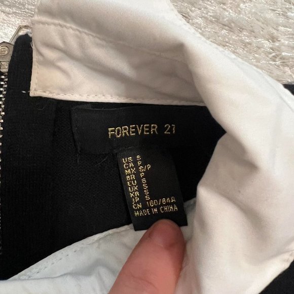 Collared Black Sweater - Picture 3 of 4